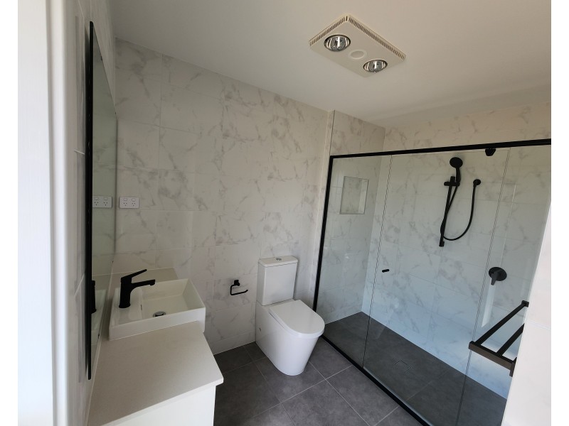 5 Freya Court, Old Bar NSW 2430
