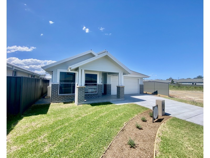5 Freya Court, Old Bar NSW 2430
