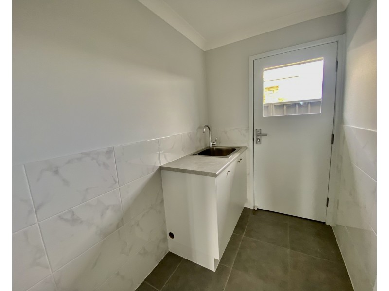 5 Freya Court, Old Bar NSW 2430