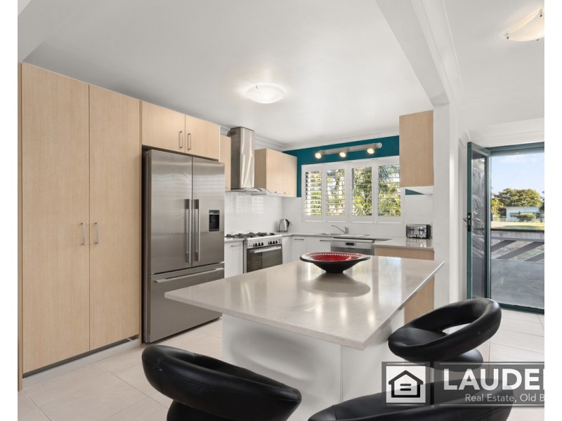 7 Pacific Parade, Old Bar NSW 2430