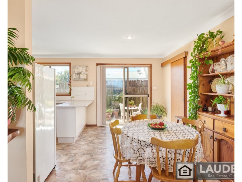 2/68 Wyden Street, Old Bar NSW 2430