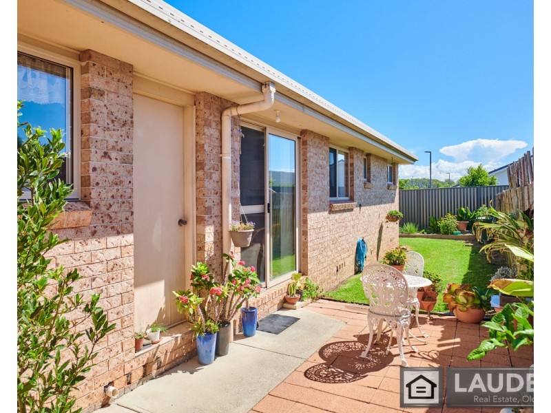 2/68 Wyden Street, Old Bar NSW 2430