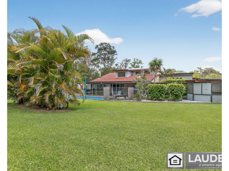 9 Kolinda Drive, Old Bar NSW 2430