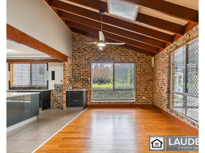 9 Kolinda Drive, Old Bar NSW 2430