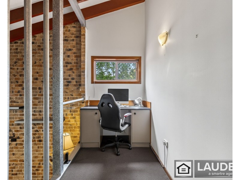 9 Kolinda Drive, Old Bar NSW 2430