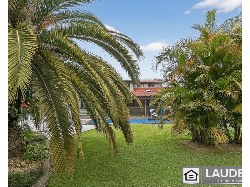 9 Kolinda Drive, Old Bar NSW 2430