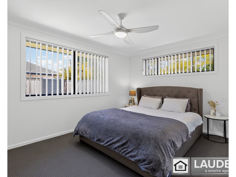 64 Albatross Way, Old Bar NSW 2430