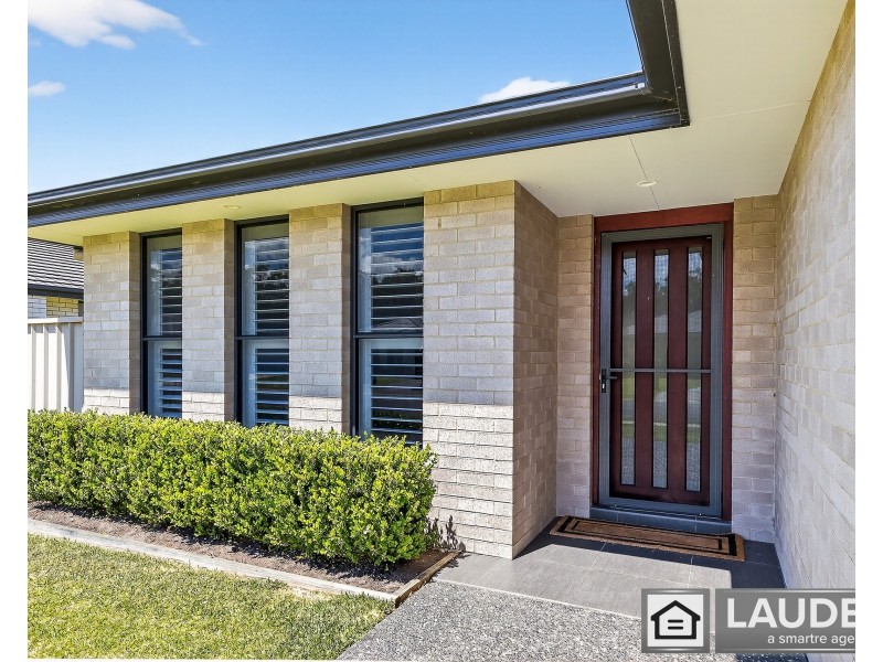 64 Albatross Way, Old Bar NSW 2430