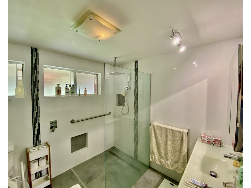 7 Gannet Crescent, Old Bar NSW 2430