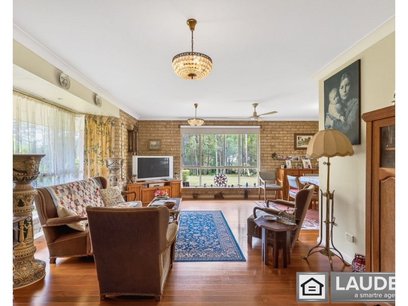 18 Mullalone Place, Pampoolah NSW 2430