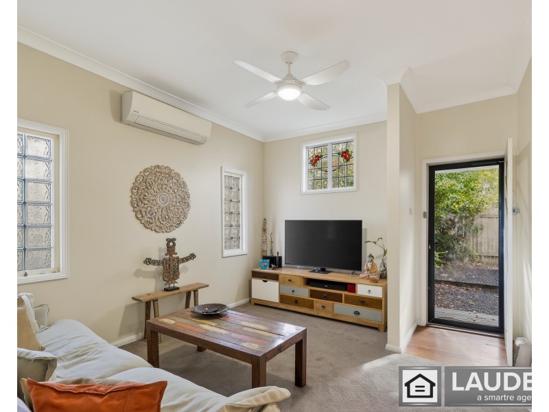 79 Old Bar Road, Old Bar NSW 2430