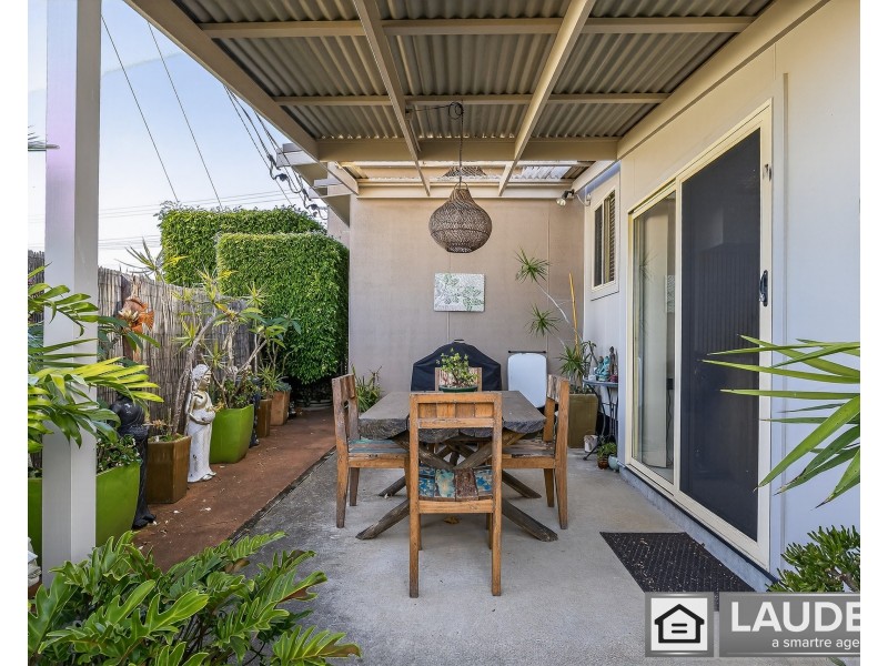 79 Old Bar Road, Old Bar NSW 2430