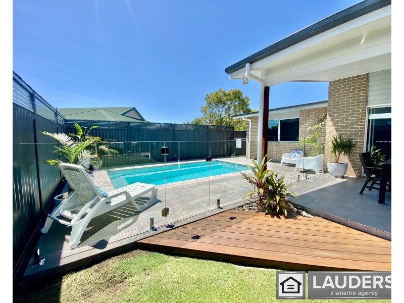 5 Bunyan Avenue, Old Bar NSW 2430