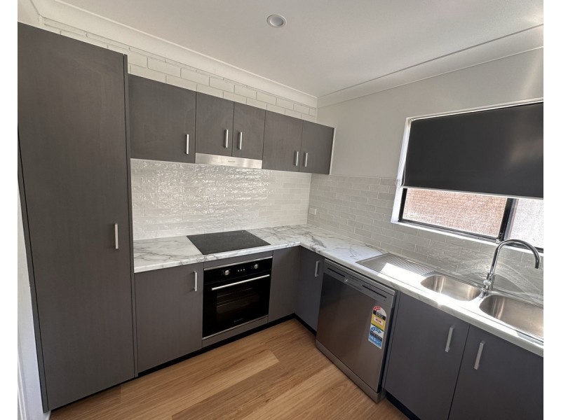 2/47-49 Hall Street, Old Bar NSW 2430