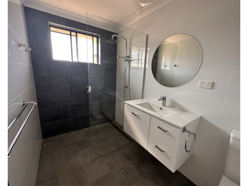2/47-49 Hall Street, Old Bar NSW 2430