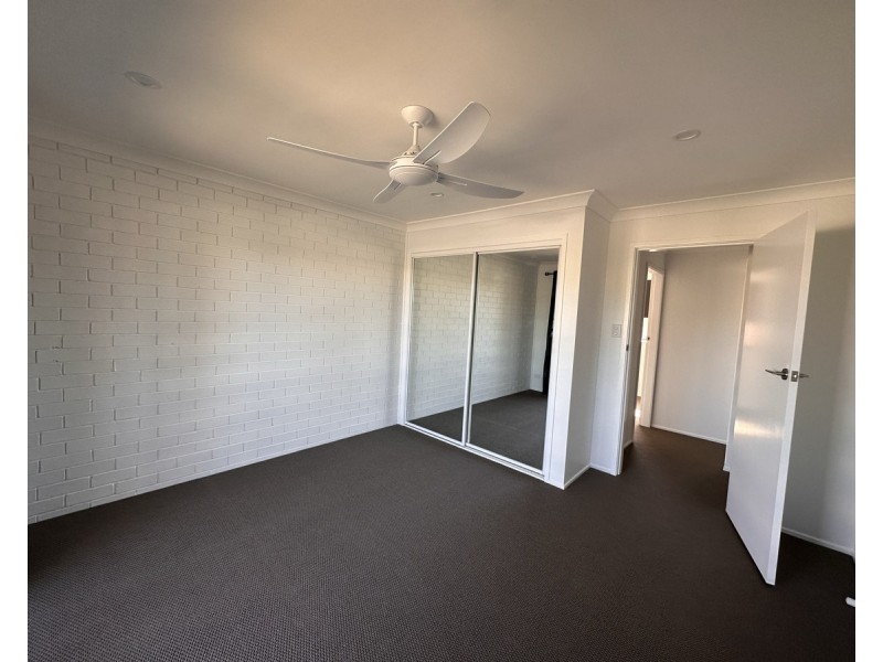 2/47-49 Hall Street, Old Bar NSW 2430