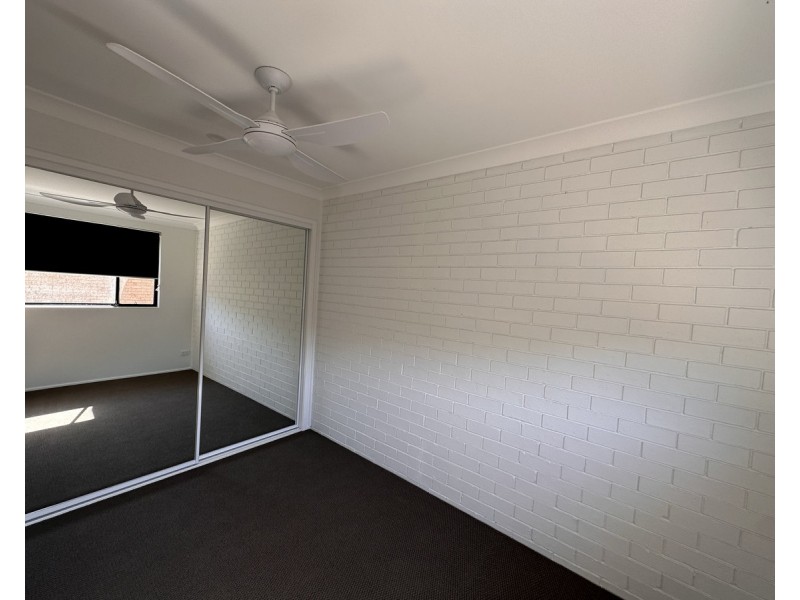 2/47-49 Hall Street, Old Bar NSW 2430