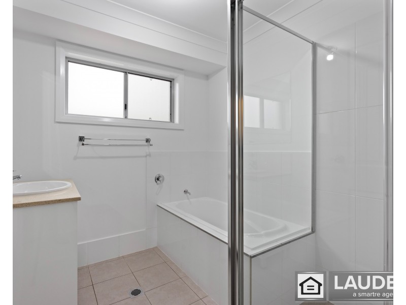 54 Albatross Way, Old Bar NSW 2430