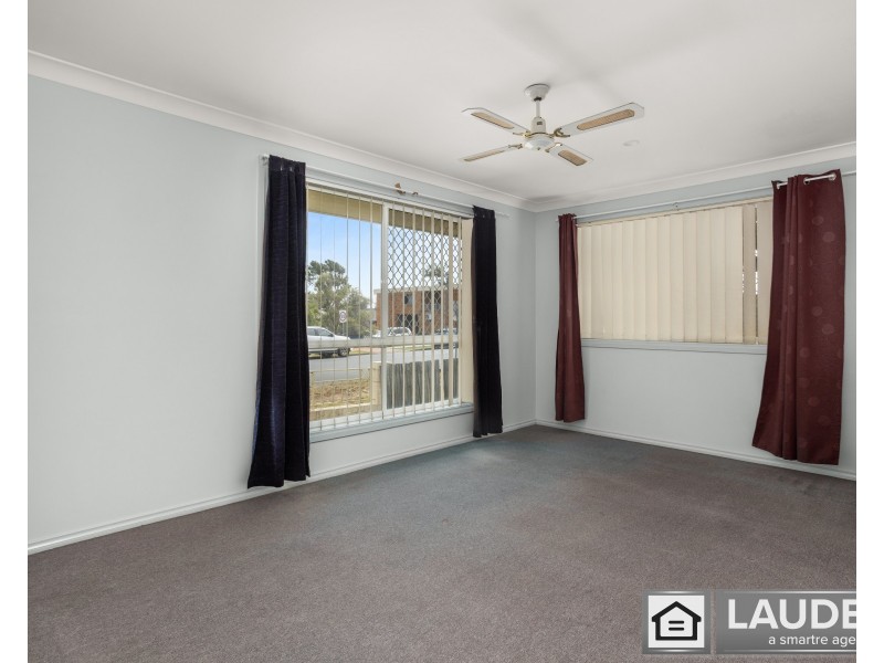 1/58 Old Bar Road, Old Bar NSW 2430