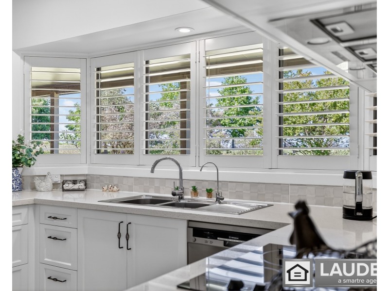 157 Oxley Island Road, Oxley Island NSW 2430