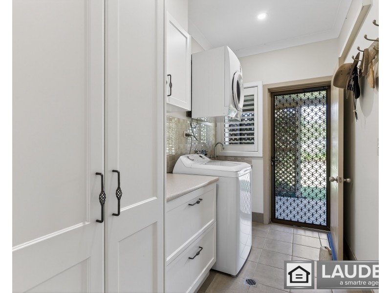 157 Oxley Island Road, Oxley Island NSW 2430
