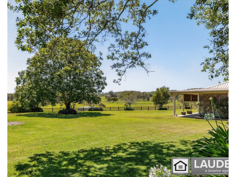 157 Oxley Island Road, Oxley Island NSW 2430