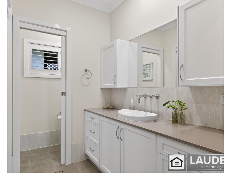 157 Oxley Island Road, Oxley Island NSW 2430