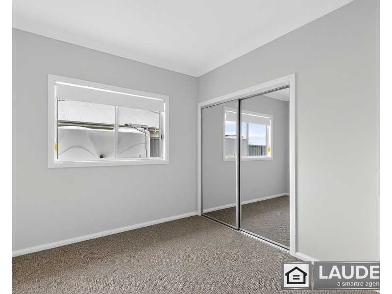 1/18 Cubbaroo Street, Old Bar NSW 2430