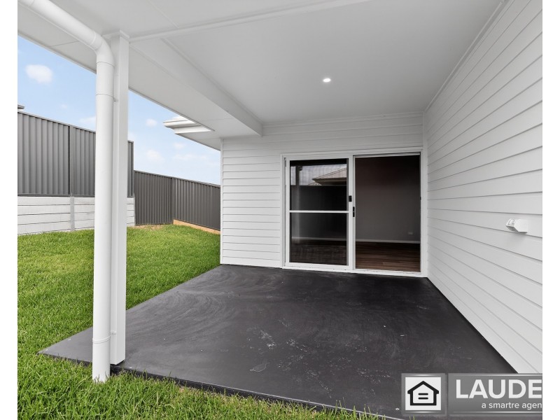 1/18 Cubbaroo Street, Old Bar NSW 2430