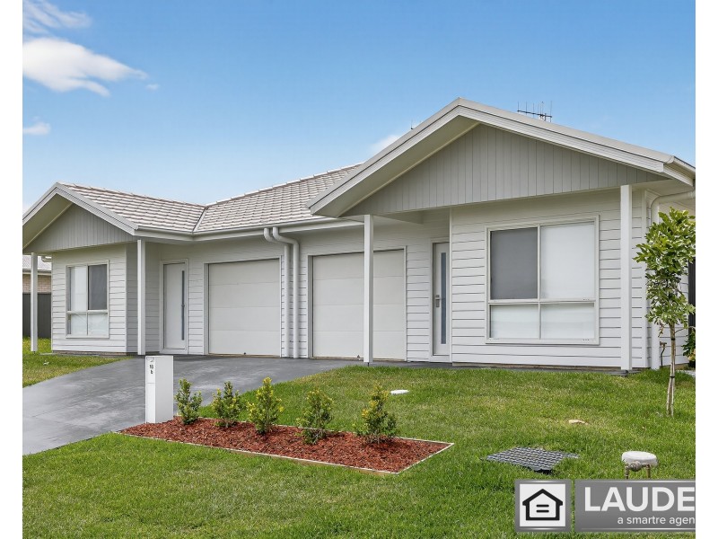 2/18 Cubbaroo Street, Old Bar NSW 2430