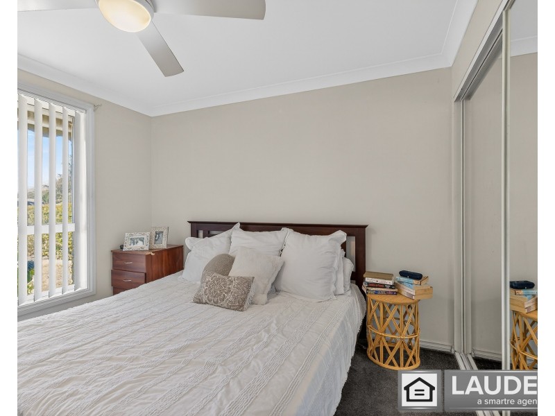 8 Snoewood Street, Old Bar NSW 2430