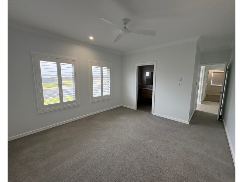 1 Bunyan Avenue, Old Bar NSW 2430