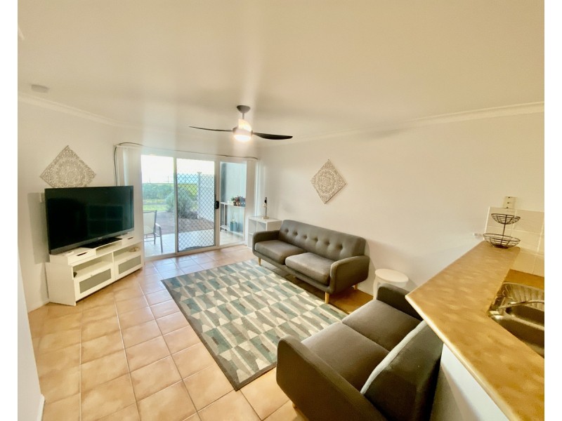 3/32 Lewis Street, Old Bar NSW 2430