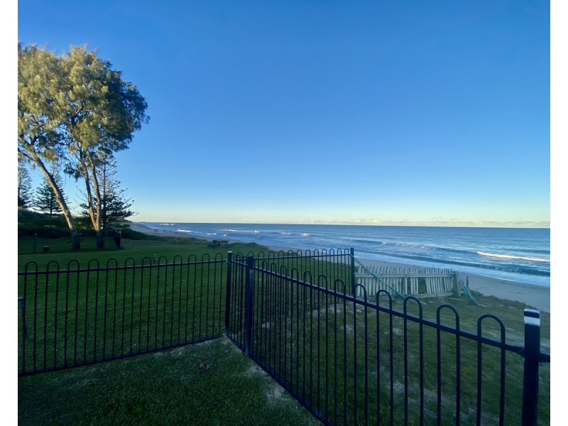 3/32 Lewis Street, Old Bar NSW 2430