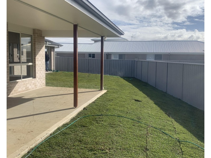 13 Marra Drive, Old Bar NSW 2430