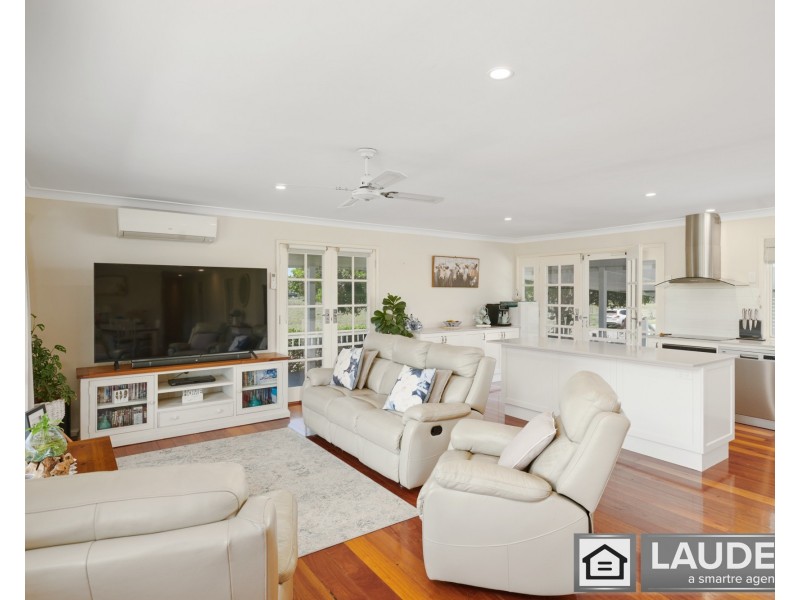 700 Manning Point Road, Oxley Island NSW 2430