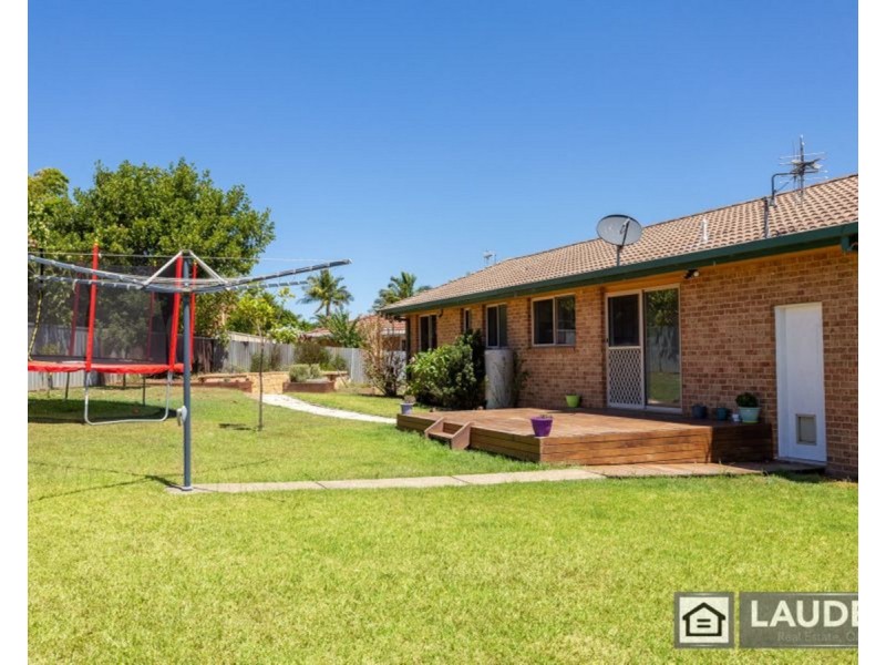 6 Tern Close, Old Bar NSW 2430