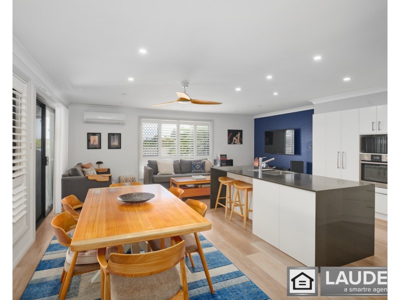 7 Bluehaven Drive, Old Bar NSW 2430