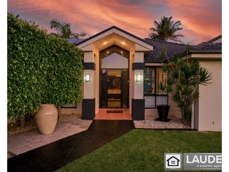 7 Bluehaven Drive, Old Bar NSW 2430