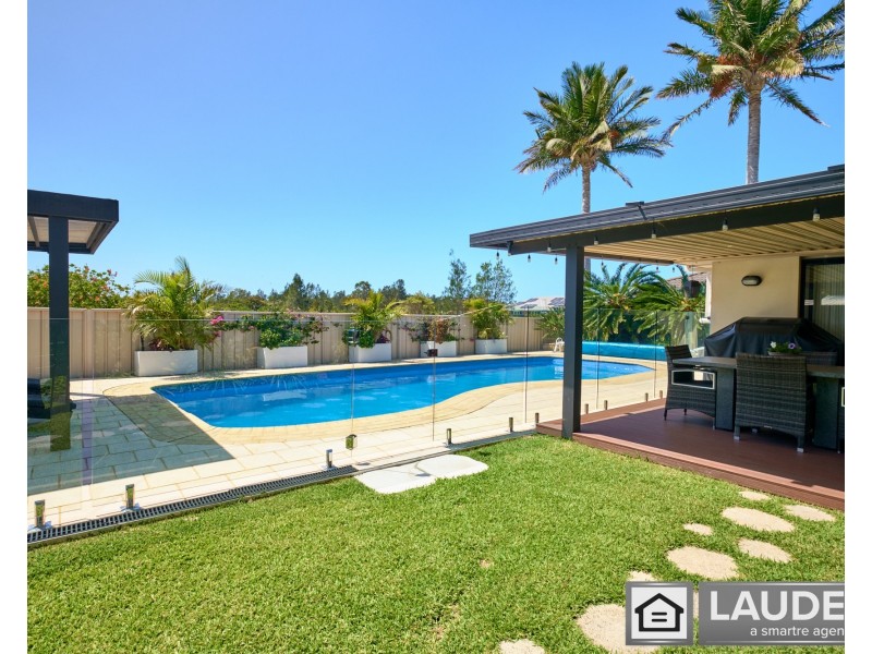 7 Bluehaven Drive, Old Bar NSW 2430