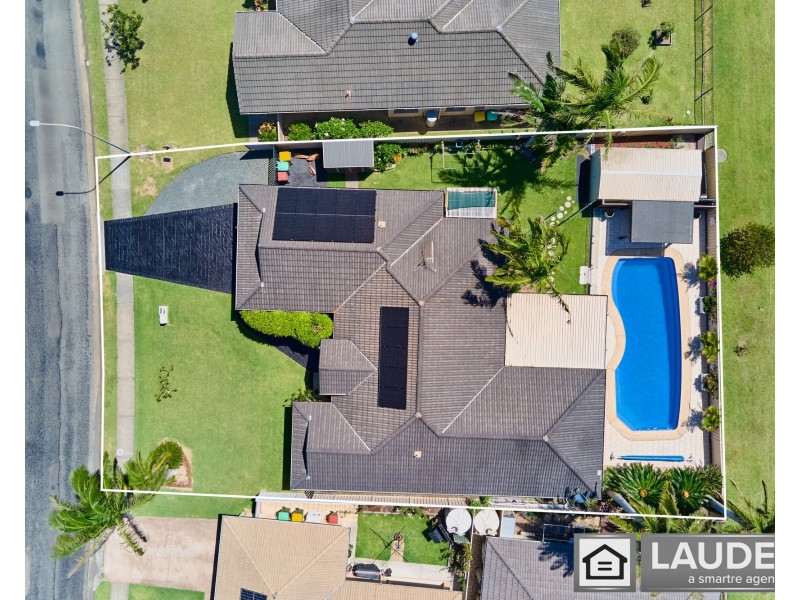 7 Bluehaven Drive, Old Bar NSW 2430