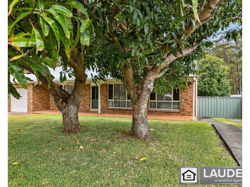 106 Waterman Street, Old Bar NSW 2430