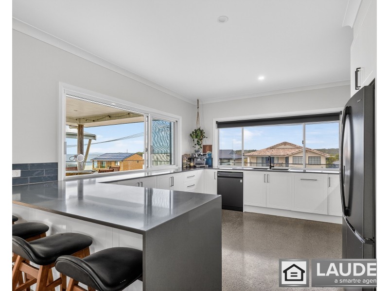8 Ocean Drive, Wallabi Point NSW 2430