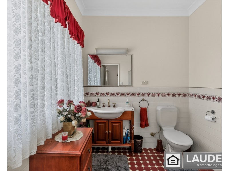 28 Carrabeen Drive, Old Bar NSW 2430