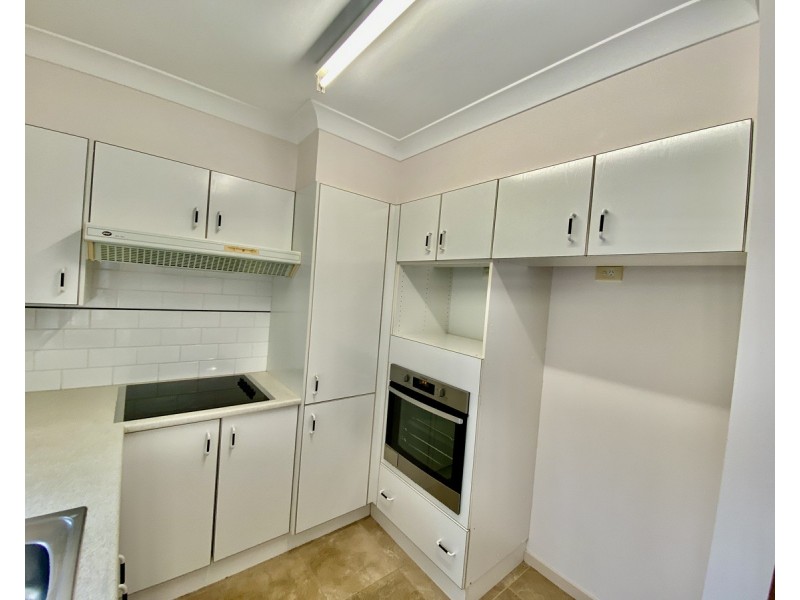 1/12 Eucalypt Close, Old Bar NSW 2430