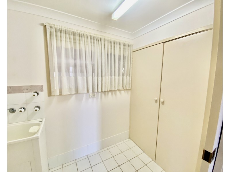1/12 Eucalypt Close, Old Bar NSW 2430