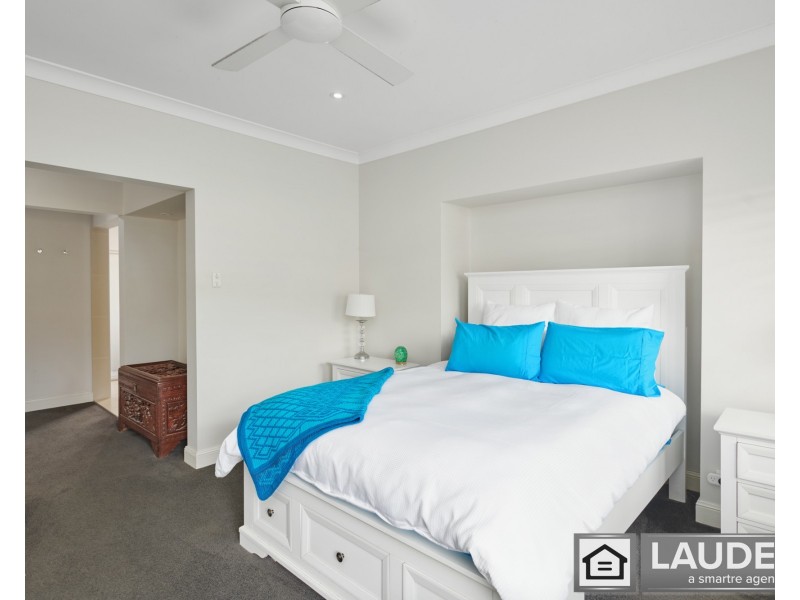 1 Kadungle Close, Wallabi Point NSW 2430