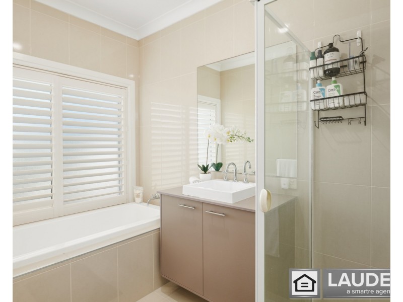 1 Kadungle Close, Wallabi Point NSW 2430