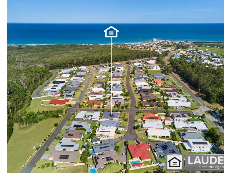 1 Kadungle Close, Wallabi Point NSW 2430