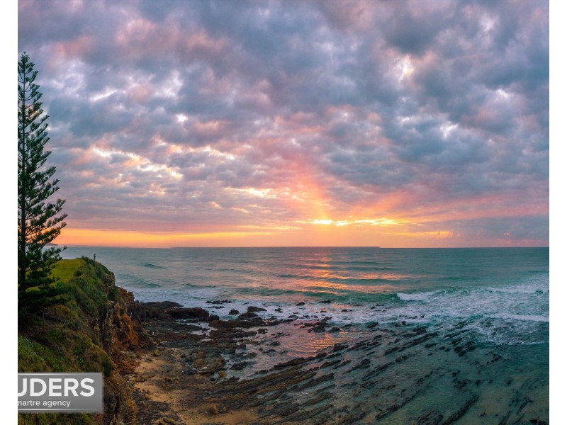 10 Howard Street, Wallabi Point NSW 2430